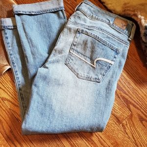 American eagle outfitters cropped jeans size 8